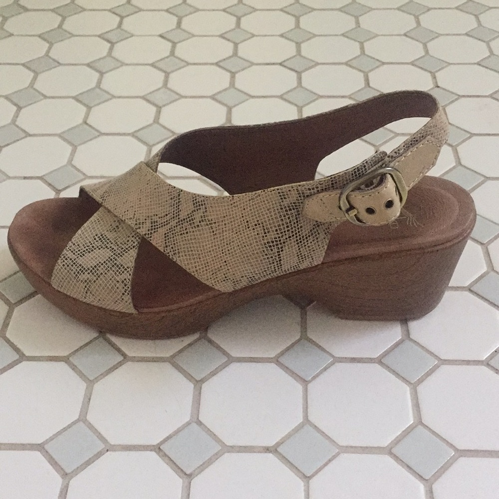 Dansko sandal